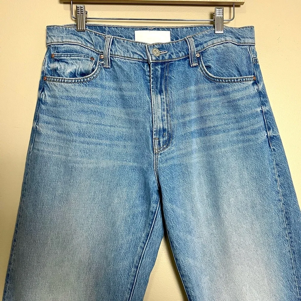 MOTHER Superior The Dodger Ankle Jeans in Romaine Calm - Picture 8 of 16